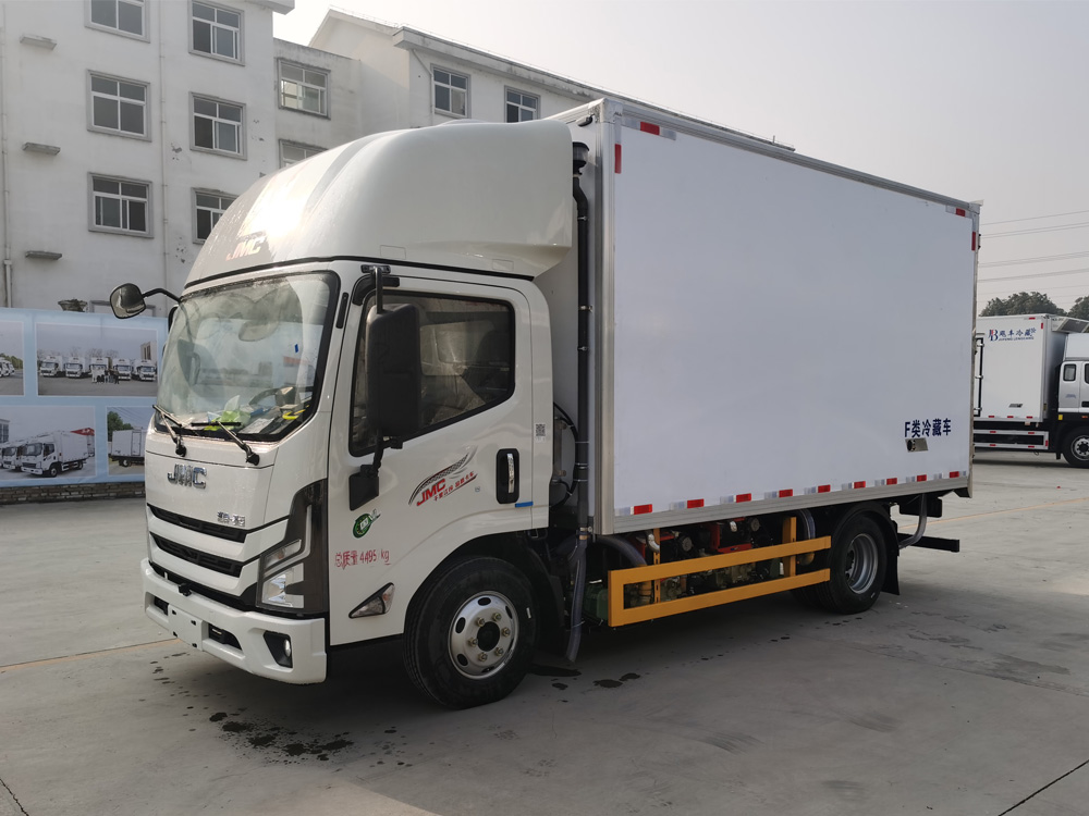 江鈴凱運4米2鮮活水產(chǎn)品運輸車